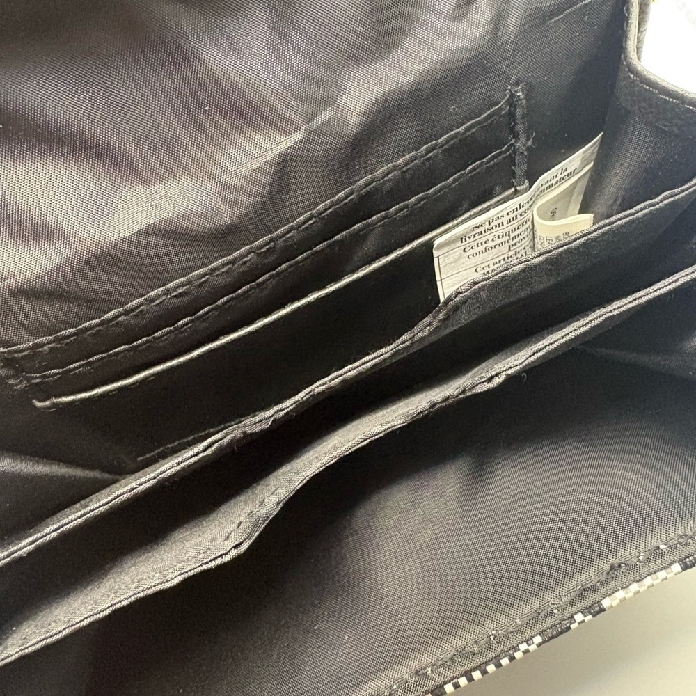 Tommy Hilfiger Black and White Geometric Old School Cellphone Crossbody Bag - Picture 4 of 8